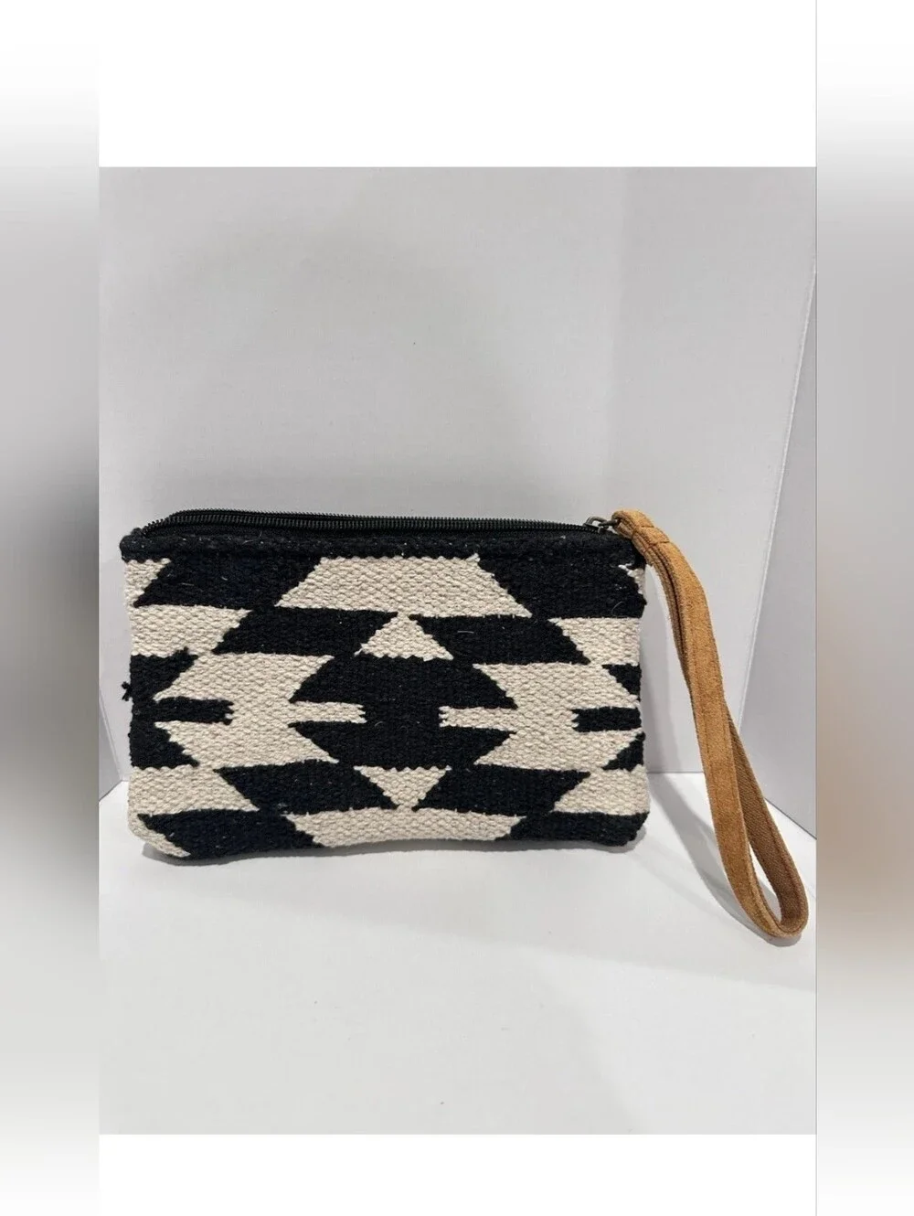 New Panache Beige  Aztec Wester Pattern Black White  Wristlet Purse Bag